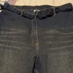 I am selling jeans.